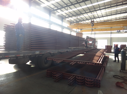 凱能工人進行管組裝車 凱能工人進行管組裝車