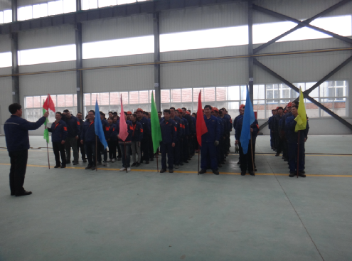 各個隊伍嚴陣以待 各個隊伍嚴陣以待